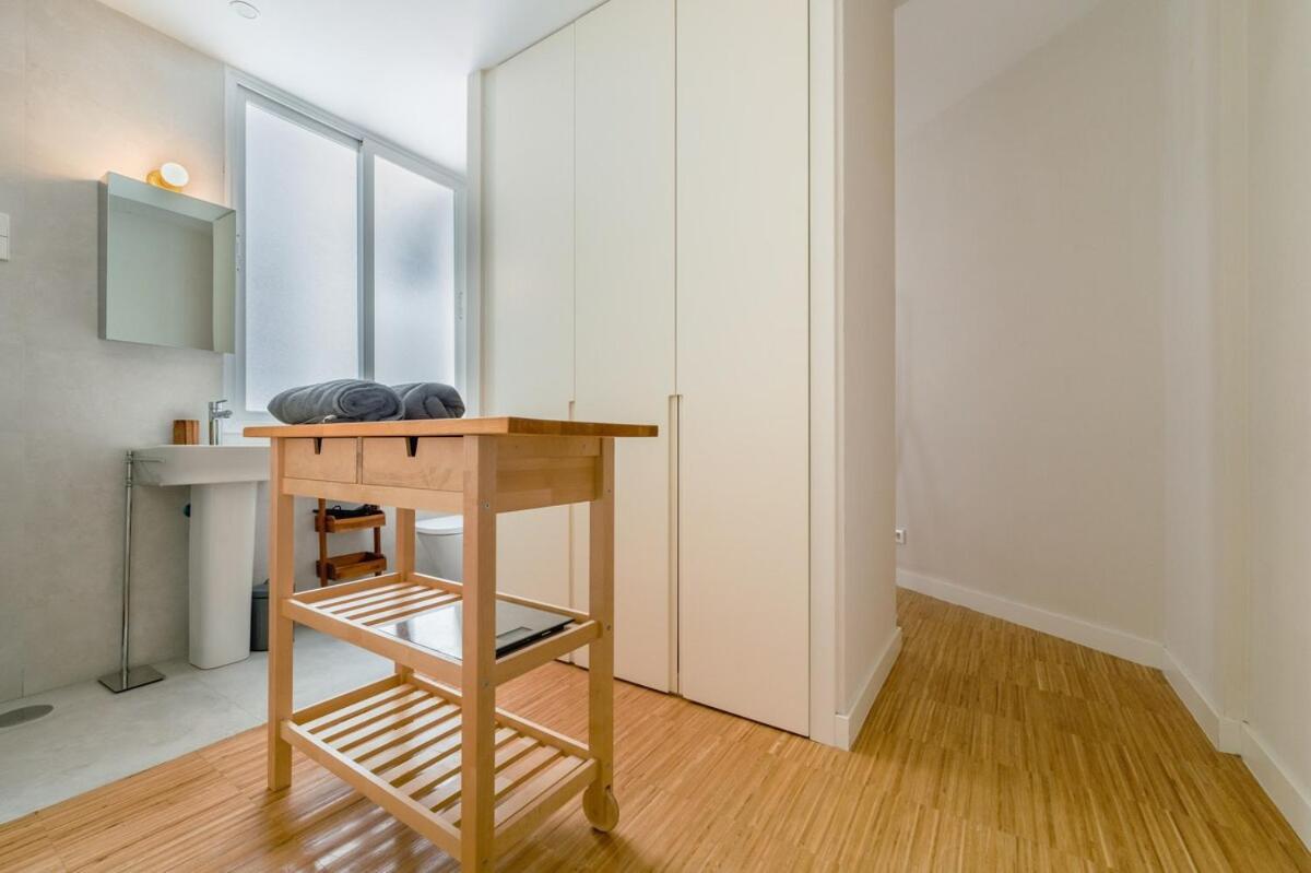 100m2 Designer Gem - Ac - Pro Desk - Prime Area Madrid